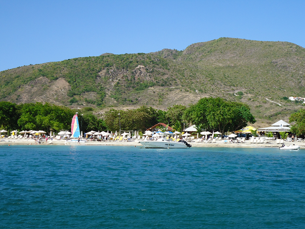 Oualie Beach Hotel Bar in Nevis